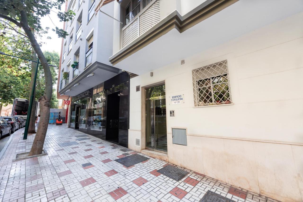 Apartamento Ferrandiz Malaga Luaran gambar